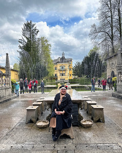 Hellbrunn - sitting in the trick water fountains