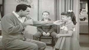 One of my favorites. 'Linda loses a tooth'