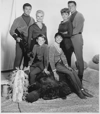 Season 1 - the Space Family Robinson