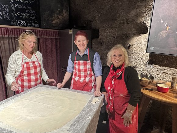 waiting for the fresh apples...