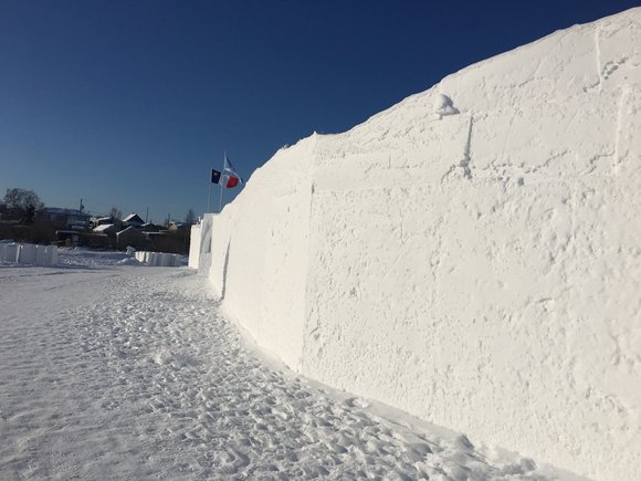 The Snowcastle wall