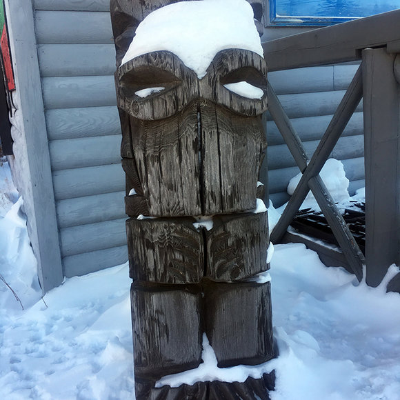 Inukshuk outside the Gallery of the Midnight Sun