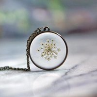 Queens Lace Necklace