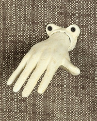 Wall Mounted Cast Iron Open Hand - Right - Antique White