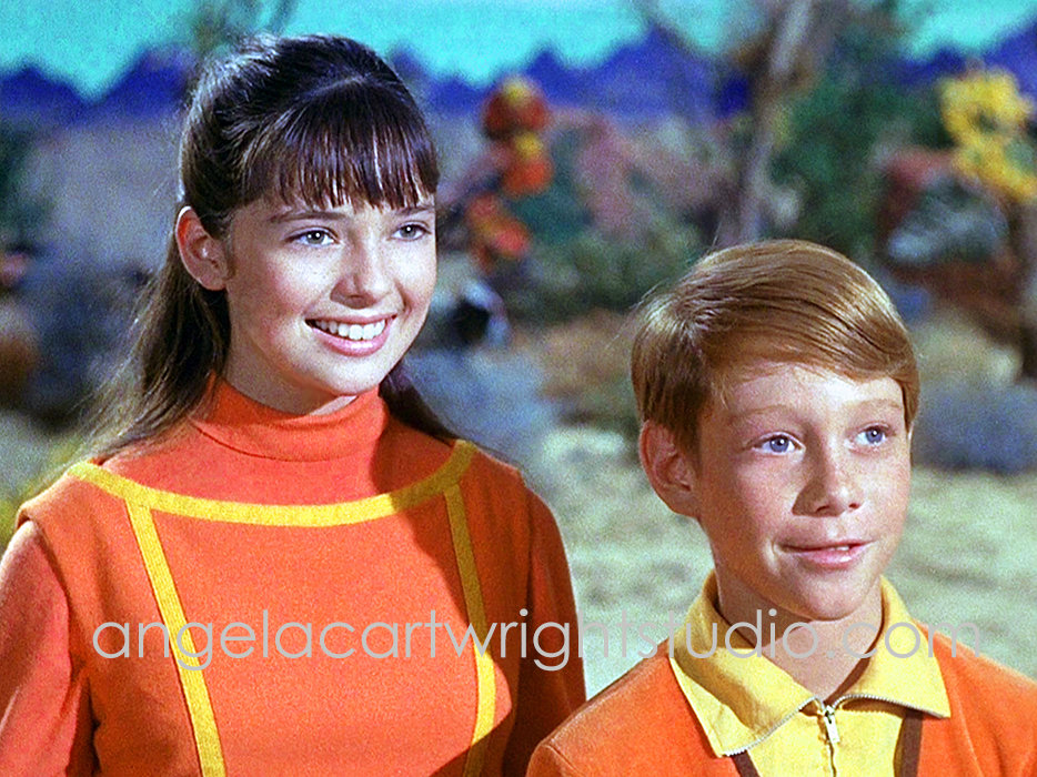 #91 Penny & Will smile-Lost In Space