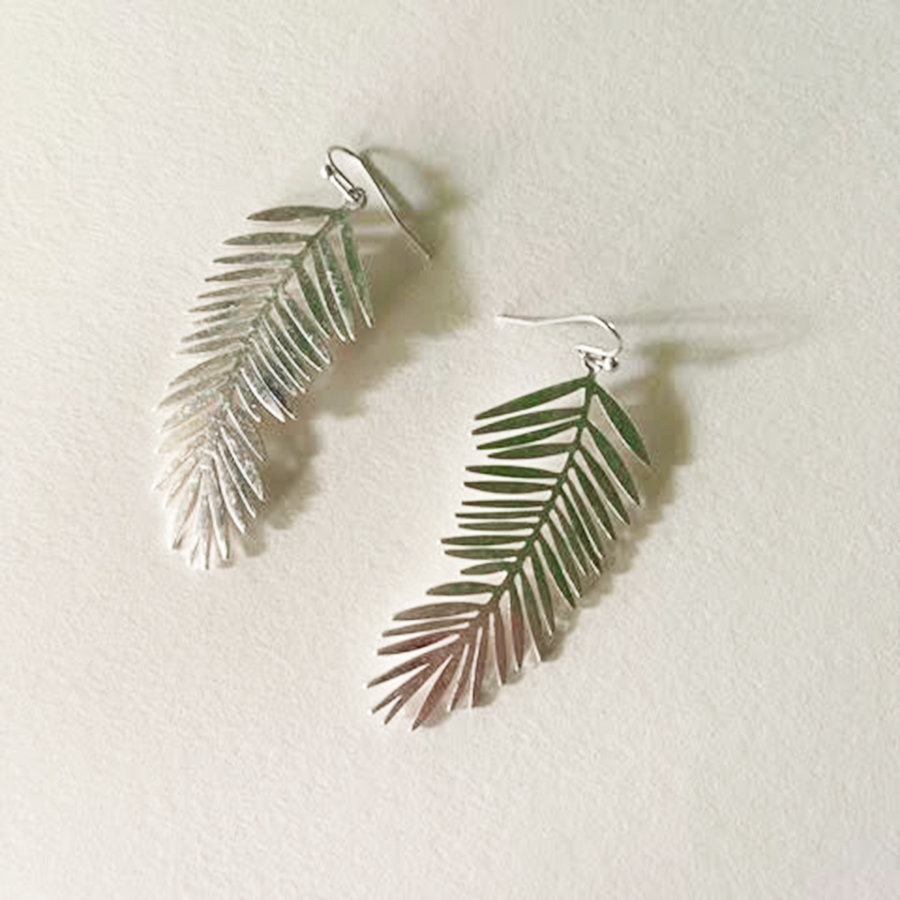 Palm Beach earrings & art