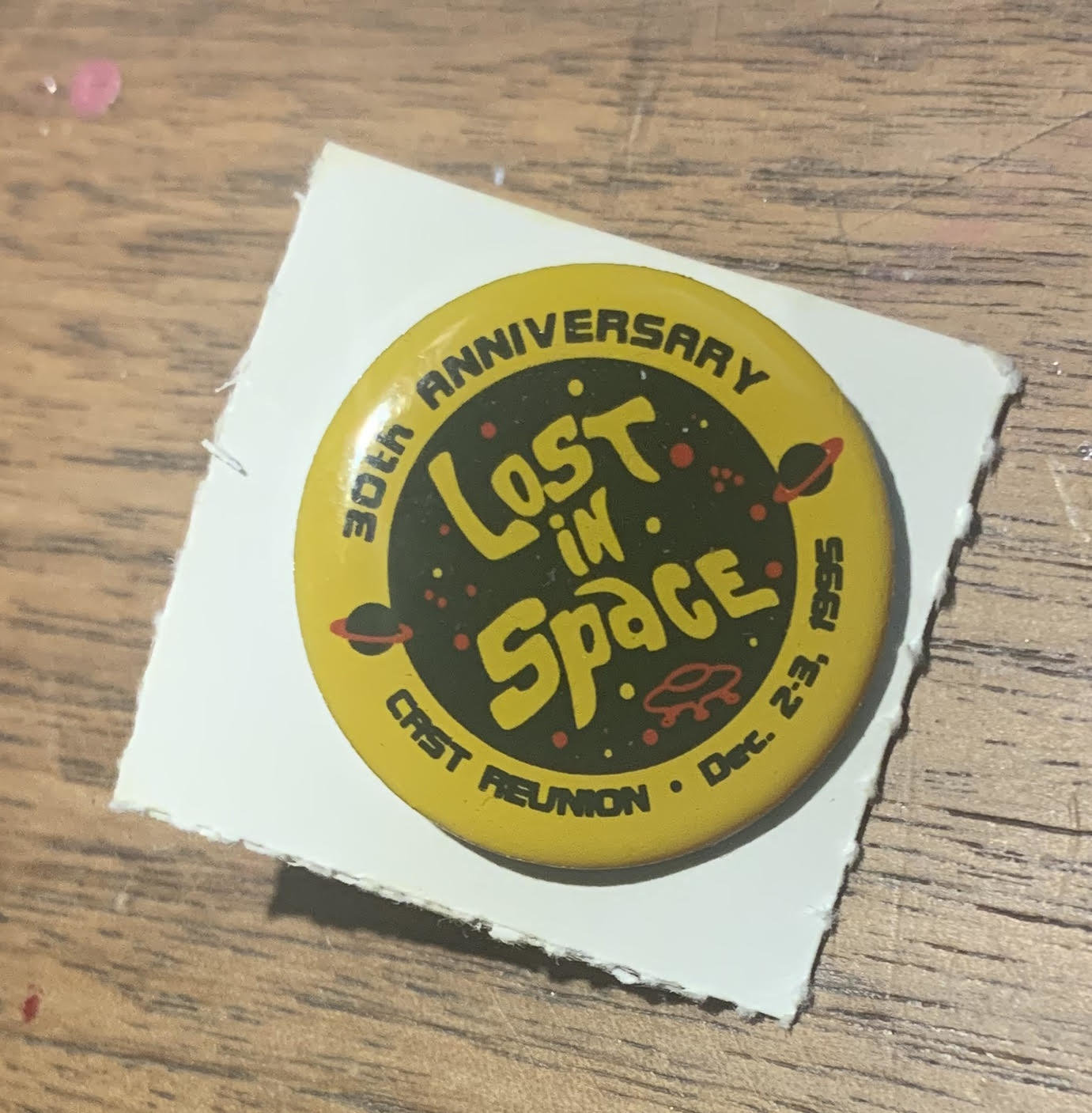 #129 Lost In Space 30th Anniversary pin RARE