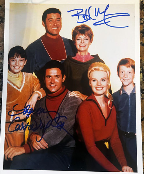#305 JUNE'S STASH - Lost In Space - Season 1 color Cast
