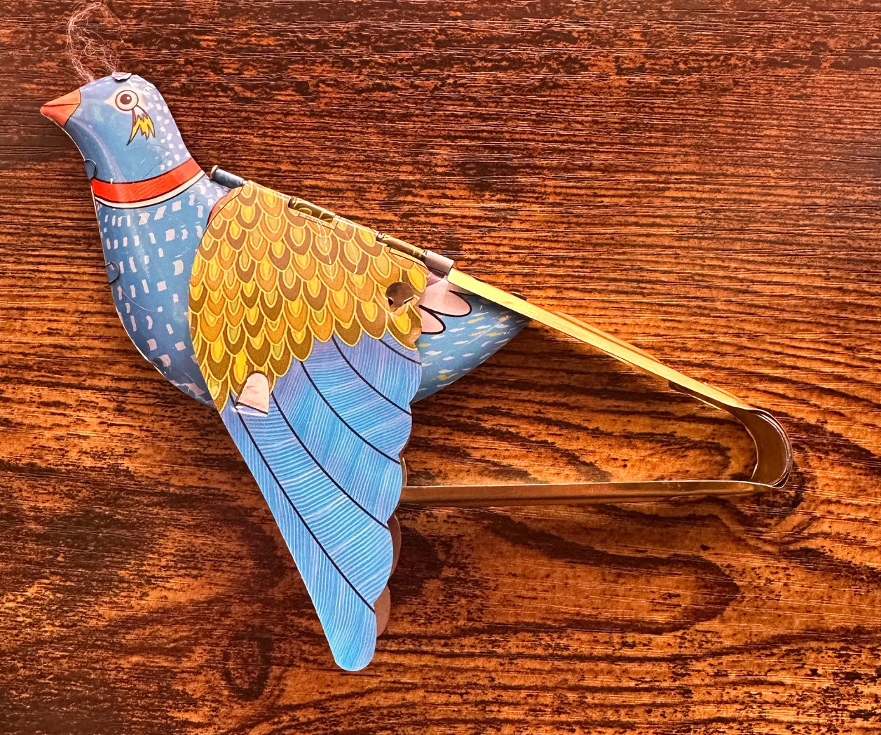 Whistling Sparrow Tin Toy