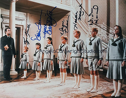 #135 In A Line -Sound Of Music signed by 6 SOM cast