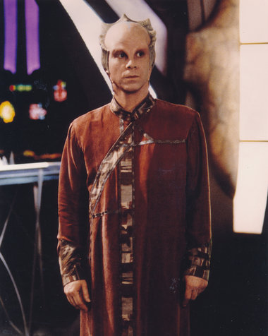 #35 Lennier - Babylon 5 stands