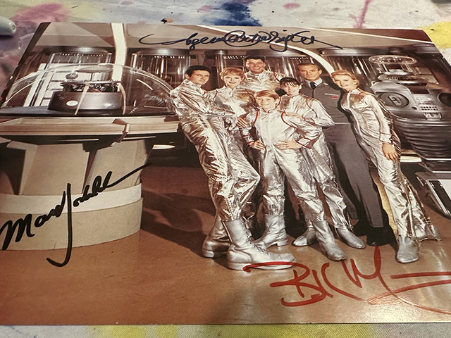 #130 Lost In Space Spaceship-3 signatures
