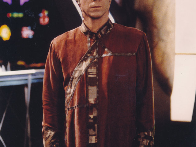 #35 Lennier - Babylon 5 stands