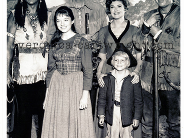 #42 Daniel Boone Smiling Cast 6