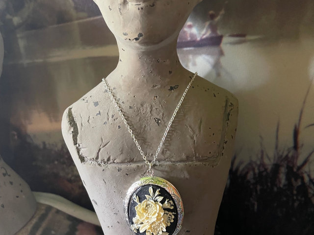 Rose Black Cameo Locket Necklace