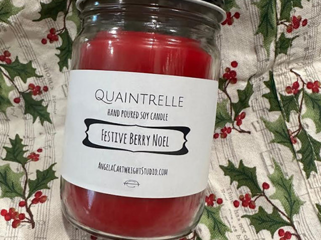 Festive Berry Noel Candle