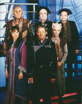 #10 Babylon 5 cast